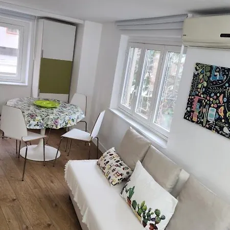 Velvet Apartment *